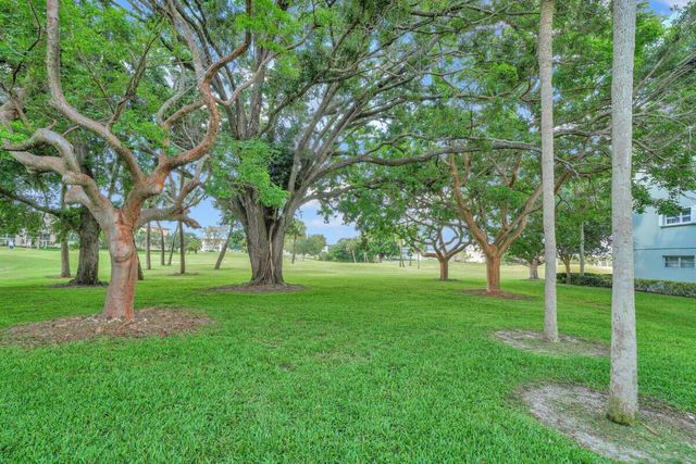 3005 Portofino Isle N2, Coconut Creek, FL 33066