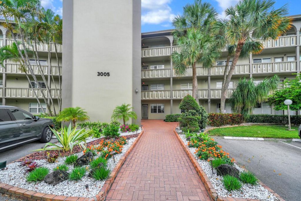 3005 Portofino Isle N2, Coconut Creek, FL 33066