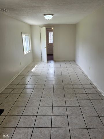 1403 Madison Road, Elwood, IN 46036