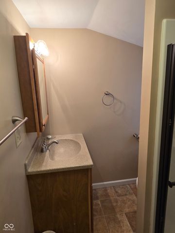 1403 Madison Road, Elwood, IN 46036