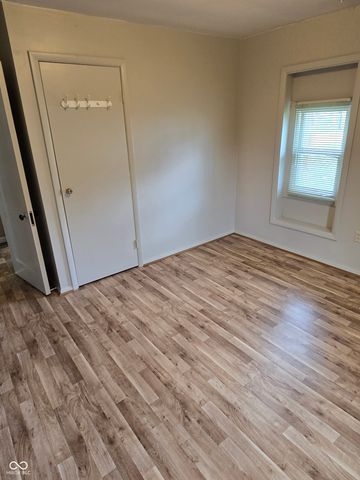 1403 Madison Road, Elwood, IN 46036