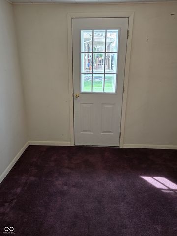 1403 Madison Road, Elwood, IN 46036