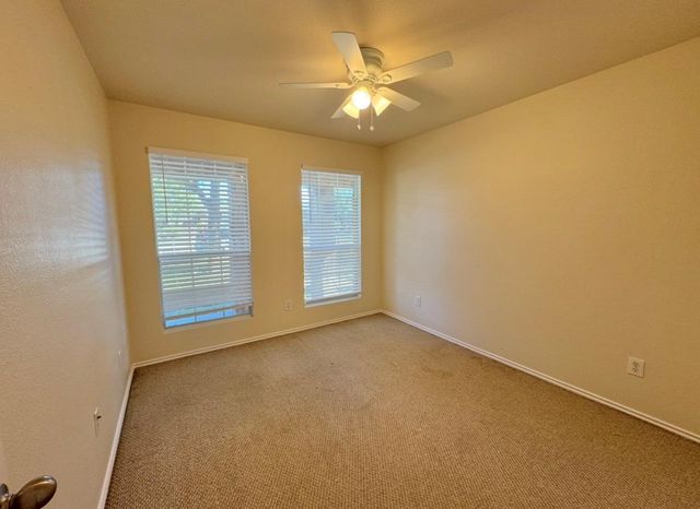 104 Gettysburg LOOP, Elgin, TX 78621