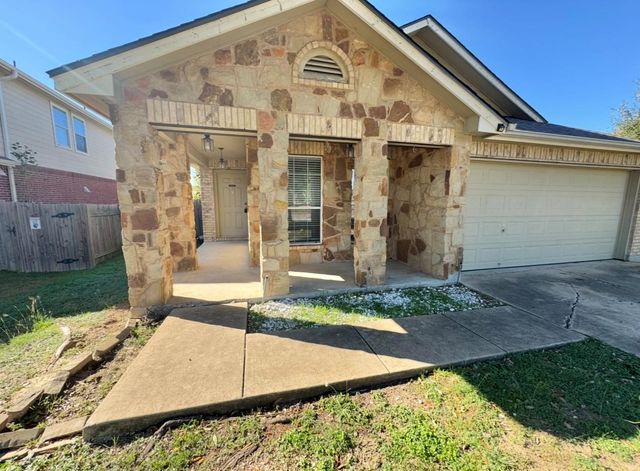 104 Gettysburg LOOP, Elgin, TX 78621