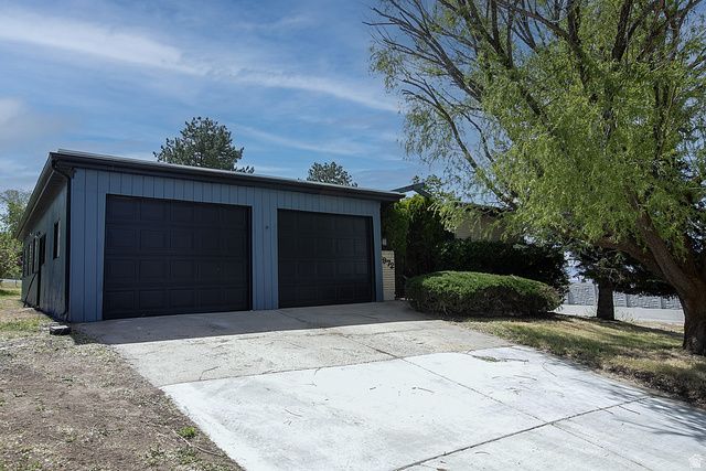 2972 E ORSON F DR, Layton, UT 84040