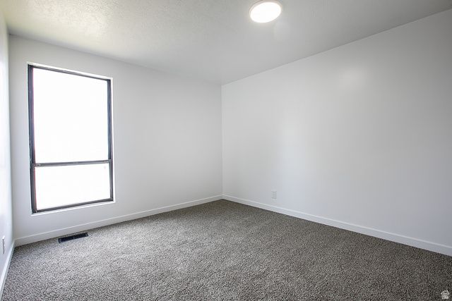 2972 E ORSON F DR, Layton, UT 84040