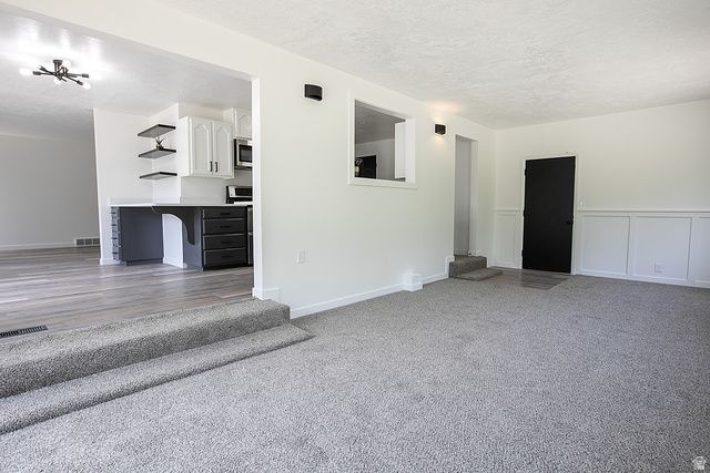 2972 E ORSON F DR, Layton, UT 84040