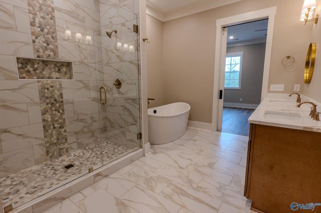 171 Whistling Straits Way, Guntersville, AL 35976