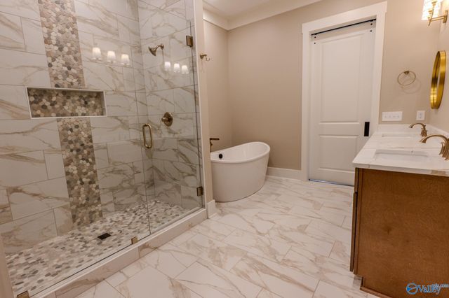 171 Whistling Straits Way, Guntersville, AL 35976