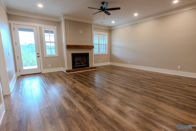 171 Whistling Straits Way, Guntersville, AL 35976