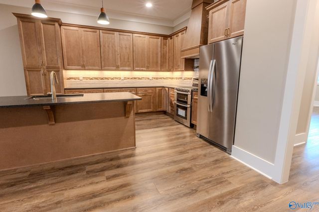 171 Whistling Straits Way, Guntersville, AL 35976