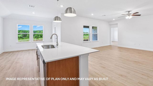 204 Rivers Edge DR, Georgetown, TX 78628