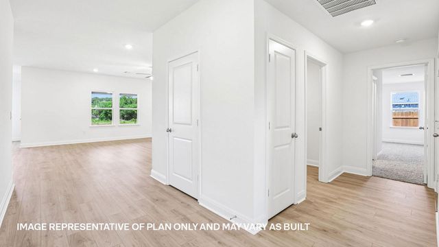 204 Rivers Edge DR, Georgetown, TX 78628