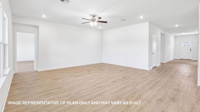 204 Rivers Edge DR, Georgetown, TX 78628