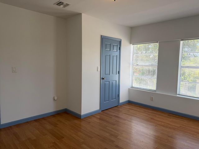 514 El Vedado, West Palm Beach, FL 33405