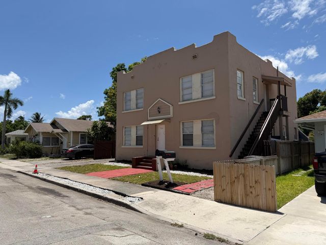 514 El Vedado, West Palm Beach, FL 33405