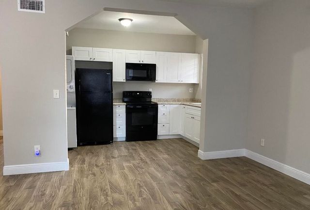 514 El Vedado, West Palm Beach, FL 33405