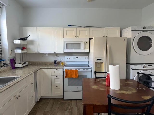 514 El Vedado, West Palm Beach, FL 33405
