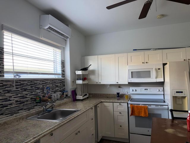 514 El Vedado, West Palm Beach, FL 33405