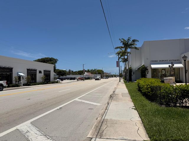 514 El Vedado, West Palm Beach, FL 33405