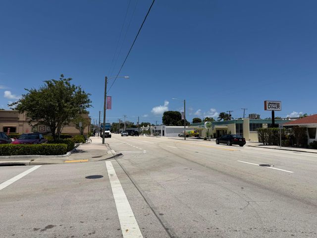 514 El Vedado, West Palm Beach, FL 33405
