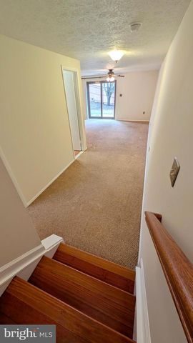 33 BADGER GATE CT, Baltimore, MD 21228