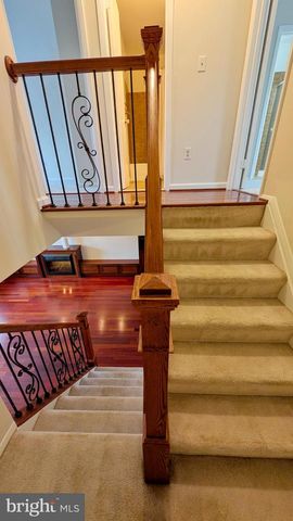 33 BADGER GATE CT, Baltimore, MD 21228