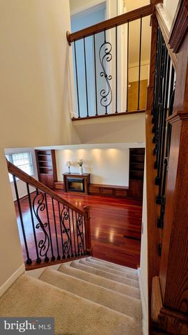 33 BADGER GATE CT, Baltimore, MD 21228