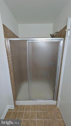 33 BADGER GATE CT, Baltimore, MD 21228