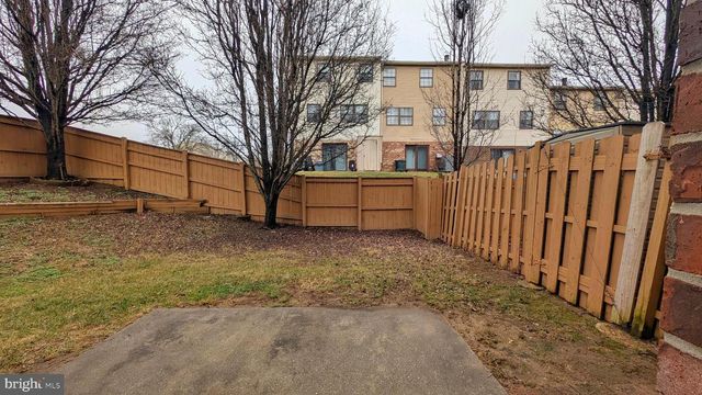 33 BADGER GATE CT, Baltimore, MD 21228