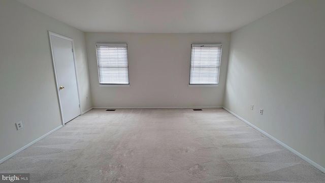 33 BADGER GATE CT, Baltimore, MD 21228