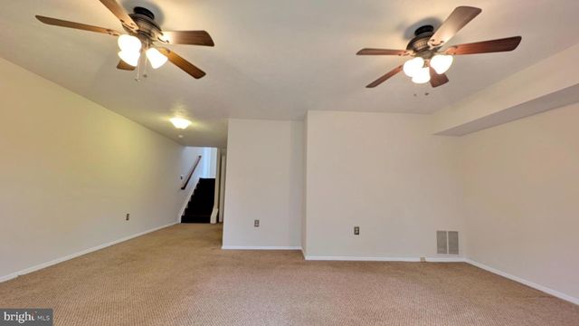 33 BADGER GATE CT, Baltimore, MD 21228