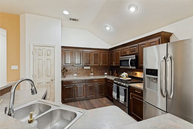 6957 Big Wichita Drive, Fort Worth, TX 76179