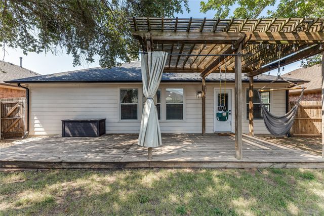 6957 Big Wichita Drive, Fort Worth, TX 76179