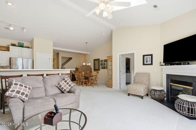 5006 Carleton Drive Unit 113, Wilmington, NC 28403