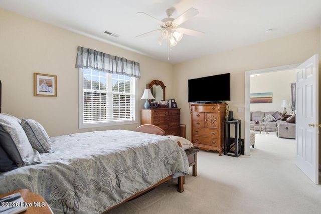 5006 Carleton Drive Unit 113, Wilmington, NC 28403