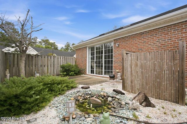 5006 Carleton Drive Unit 113, Wilmington, NC 28403