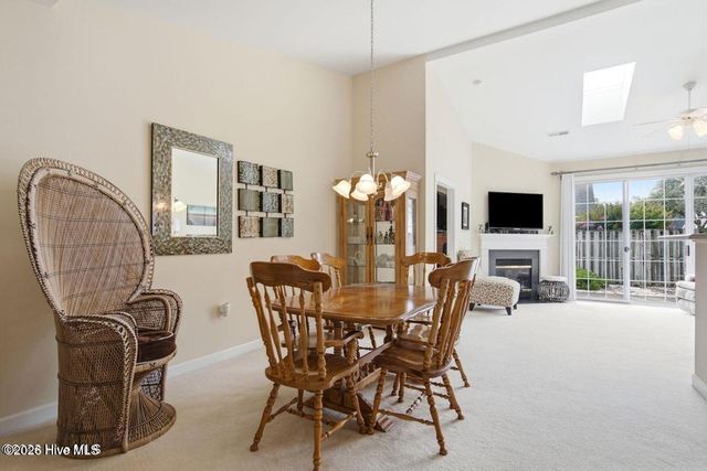 5006 Carleton Drive Unit 113, Wilmington, NC 28403