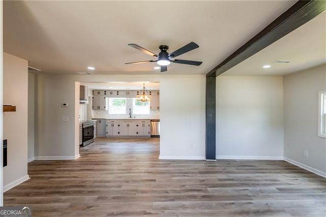 1404 N Forest Avenue, Hartwell, GA 30643