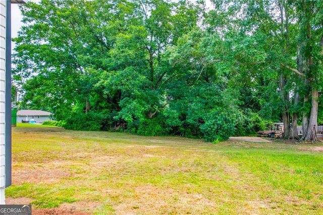 1404 N Forest Avenue, Hartwell, GA 30643