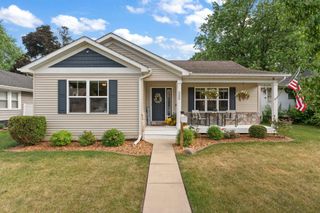 555 Bond Avenue, Valparaiso, IN 46385