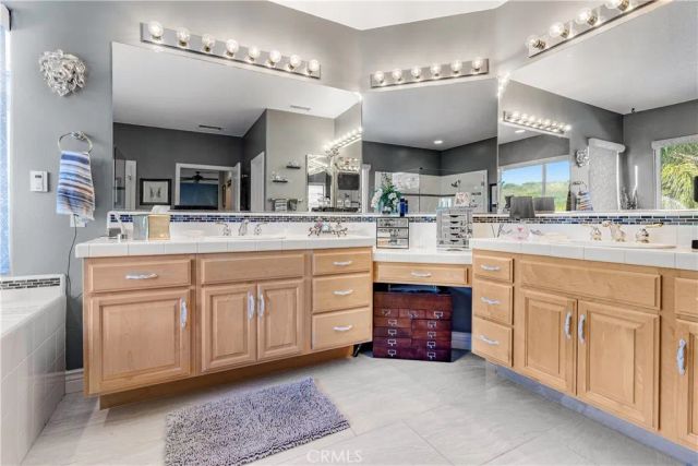 22019 Gold Canyon Drive, Saugus, CA 91390
