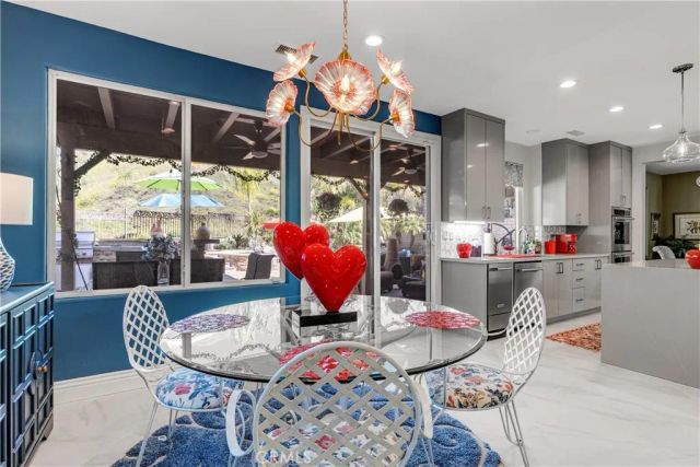 22019 Gold Canyon Drive, Saugus, CA 91390