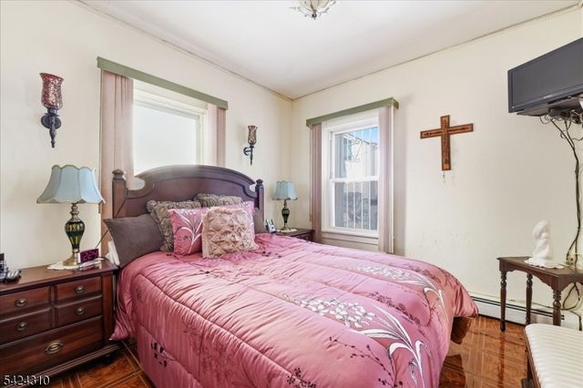 4701 Aschoff Pl, North Bergen Twp., NJ 07047