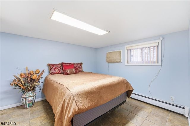 4701 Aschoff Pl, North Bergen Twp., NJ 07047