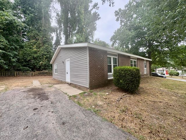 1100 Savannah Drive, Raleigh, NC 27610