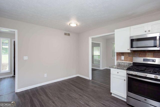1931 Brennan Way, Lithia Springs, GA 30122
