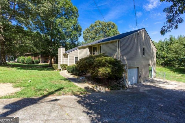 1931 Brennan Way, Lithia Springs, GA 30122