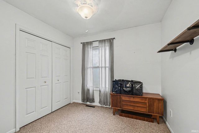 23780 Julep Julep Court, South Bend, IN 46614