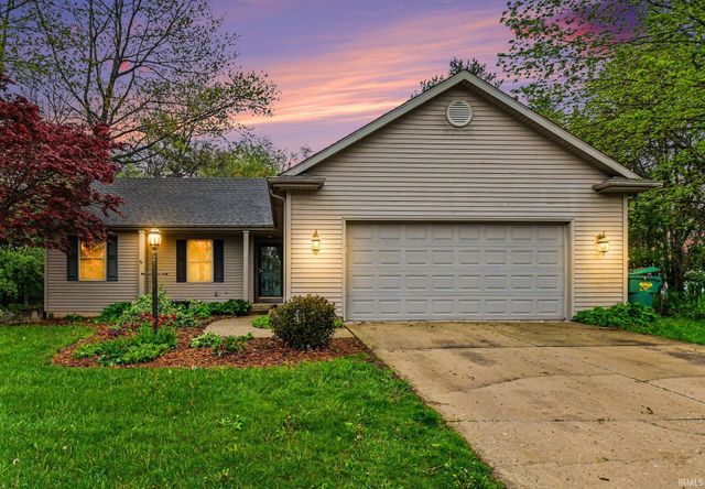 23780 Julep Julep Court, South Bend, IN 46614
